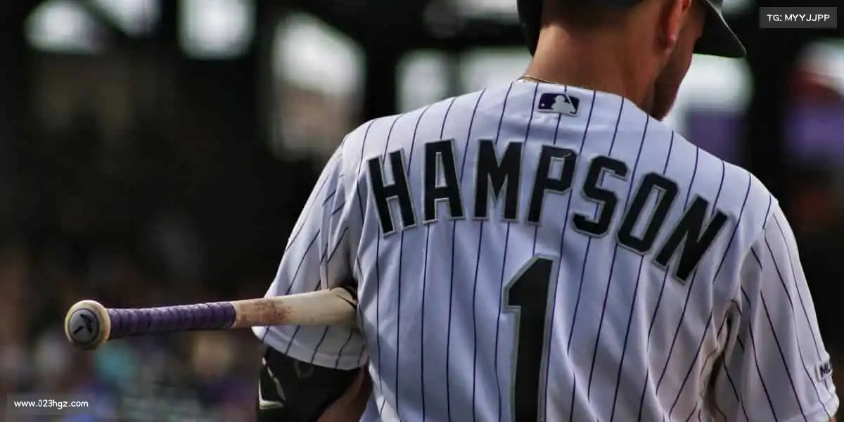 米兰🏂踏上雪板 / 滑板,在风浪中拥抱自由!